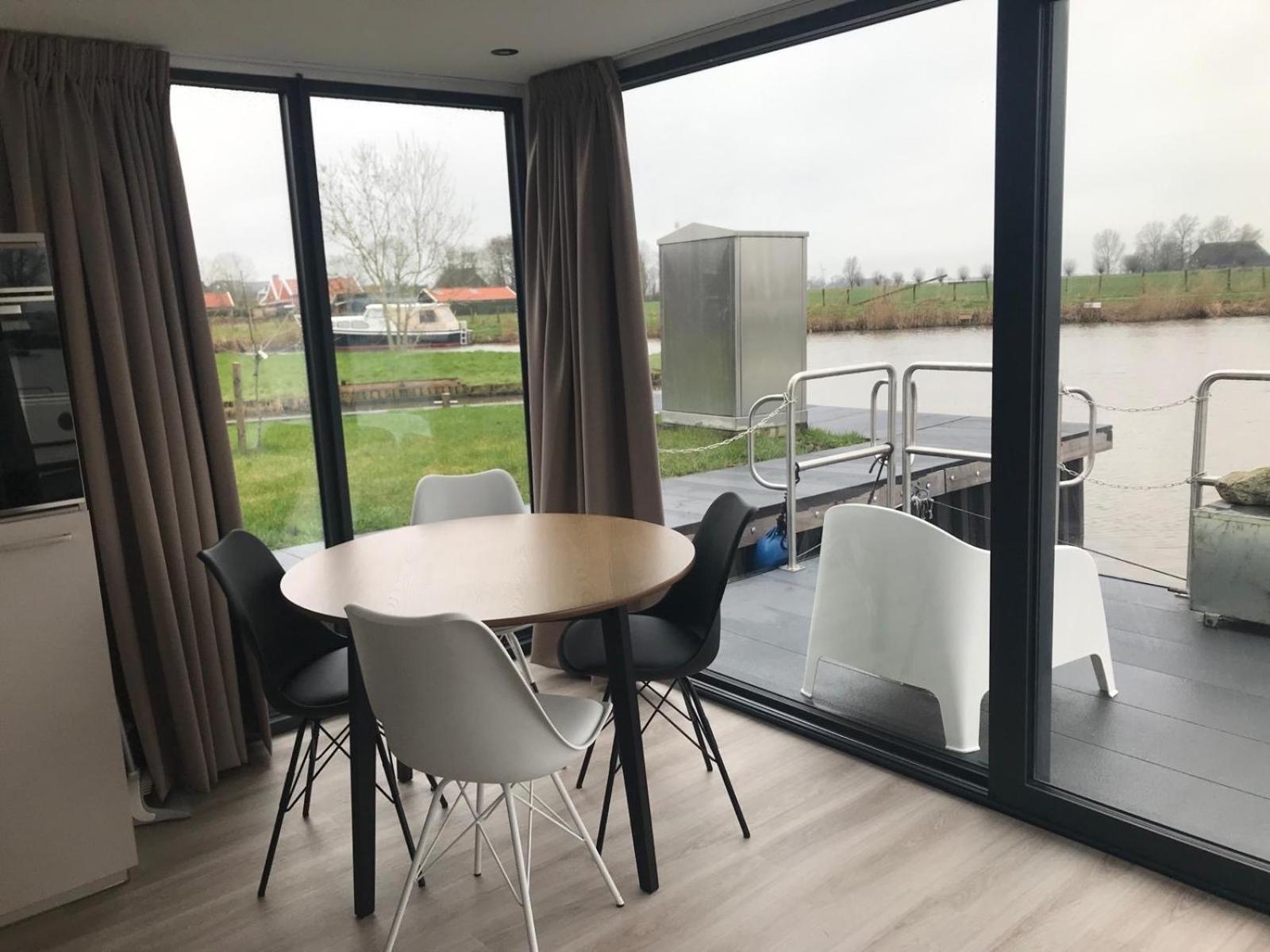 Uniek Overnachten In Een Tiny House Op De Appelhof Wommels Extérieur photo